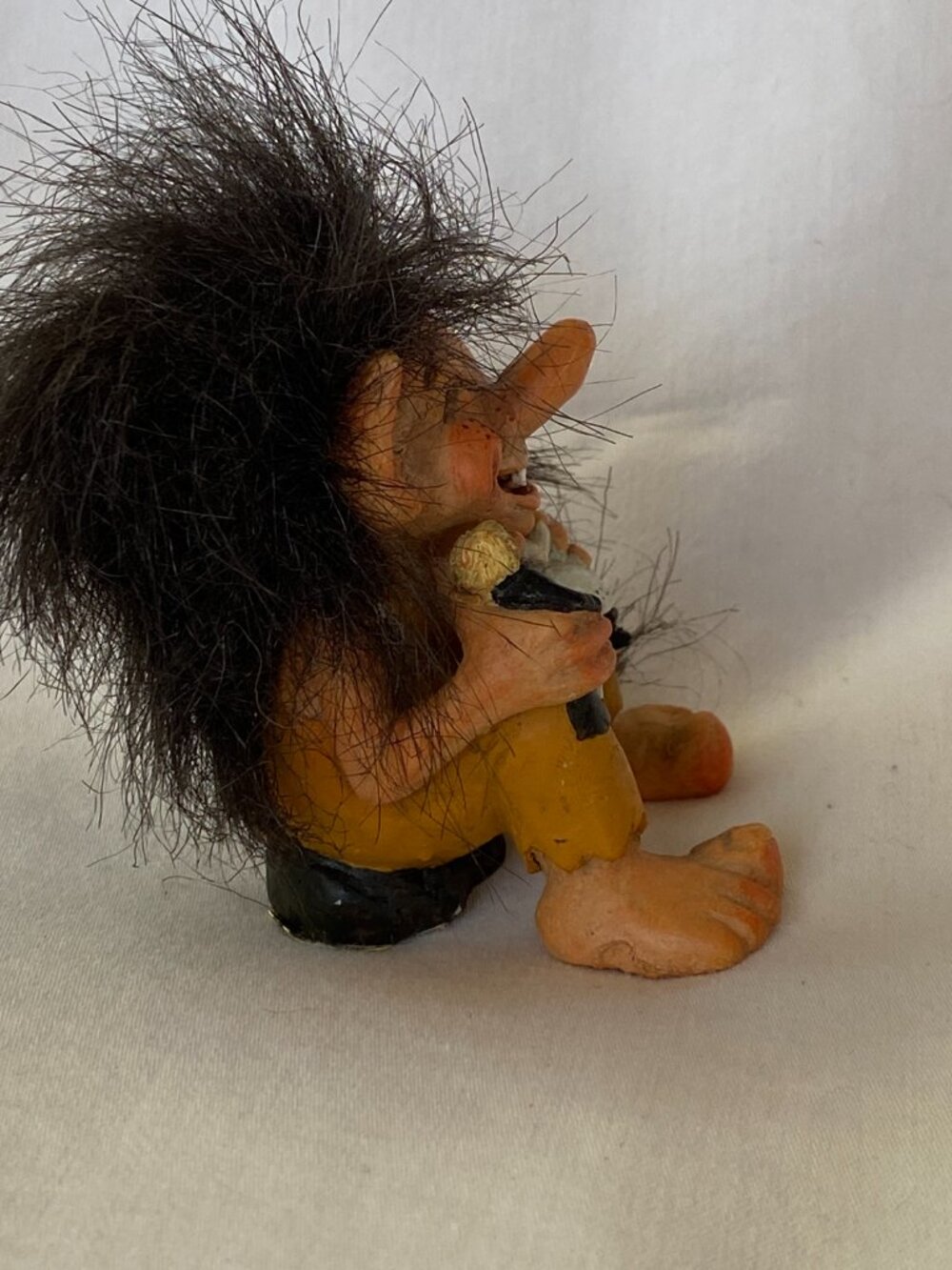 Vintage Candy Design Norway Troll figure with Pet People - 2 1/2" - Picture 4 of 6